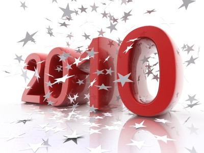 A red 2010 logo surrounded by stars.